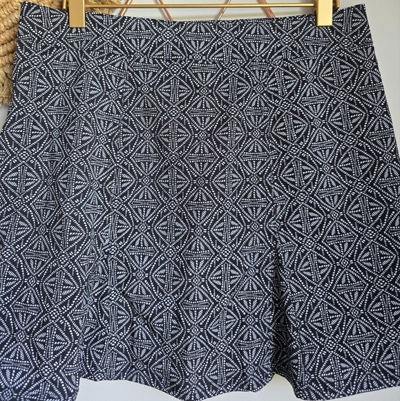 Ripskirt Hawaii New Lotta Leg Wrap Skirt Black Pearl Batik Length 1 Sz Small - Picture 9 of 12